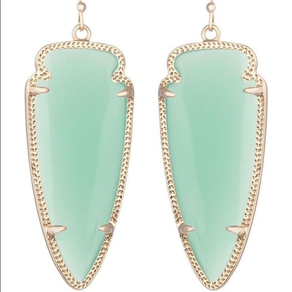 Kendra Scott Jewelry - Kendra Scott Skylar Arrowhead earrings